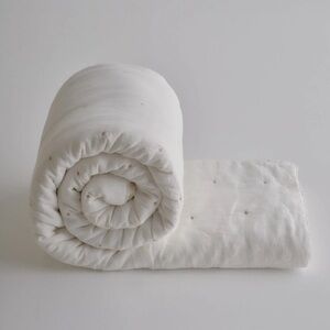 HALE MERCANTILE | Basix Linen Quilt